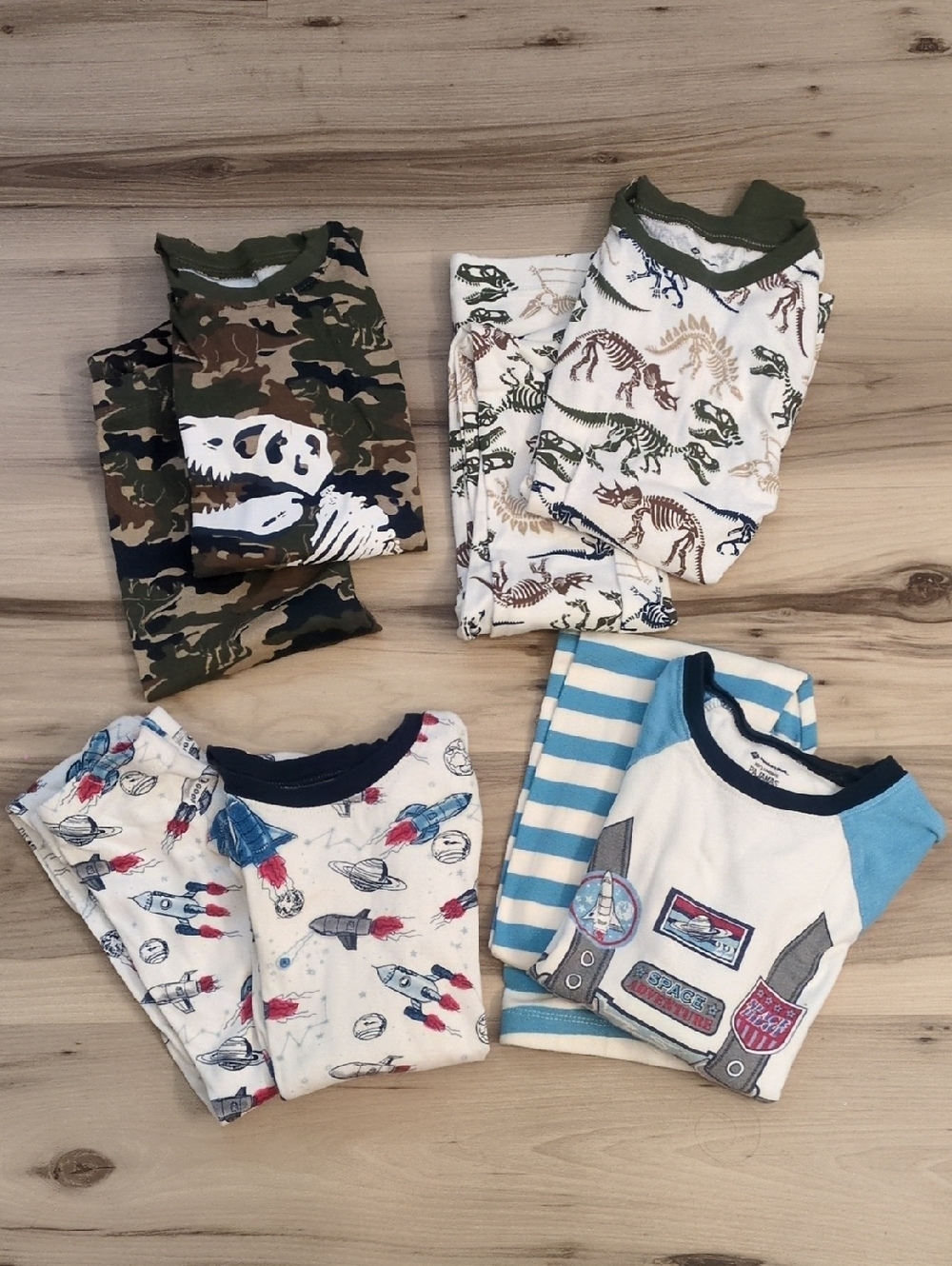 Like New Boys 100% Cotton Snug Fit Long Sleeves/Pants Pajamas Size 8
